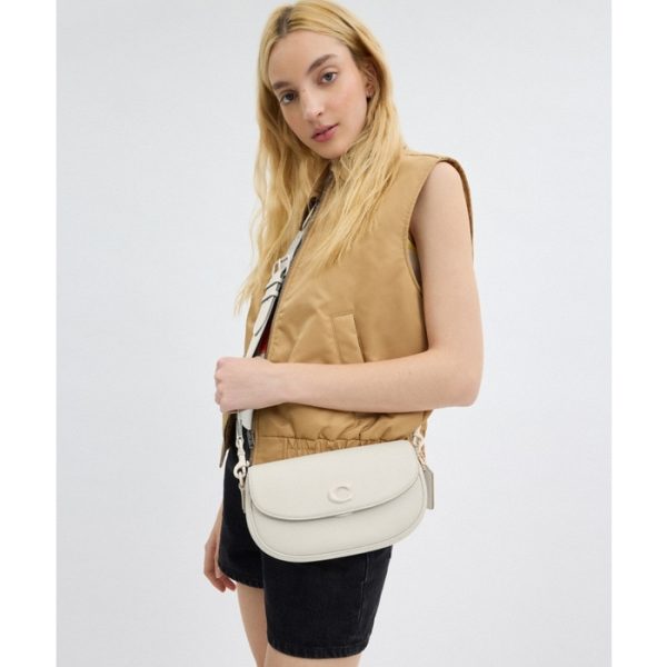 Emmy Saddle Bag 23