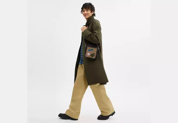 Sullivan Crossbody In Signature Canvas With Patches