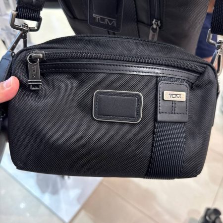 Area Crossbody