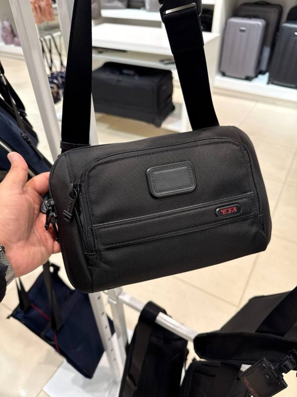 Tumi East West Sling