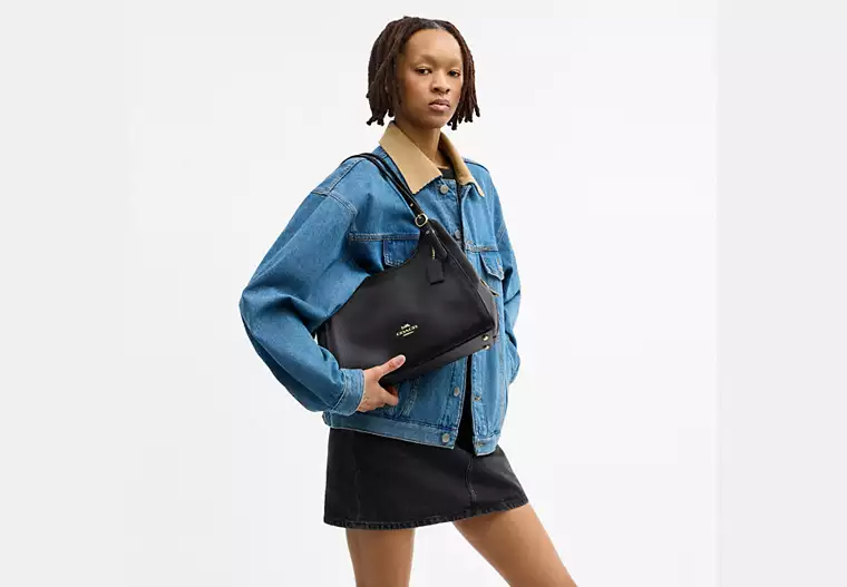 Coach Erin Shoulder Bag Detail