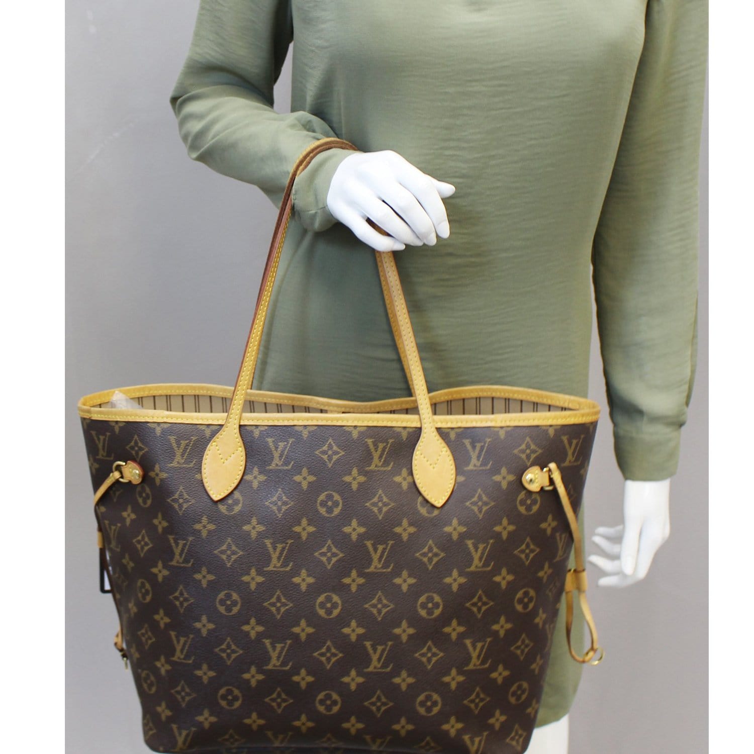Louis Vuitton Neverfull MM Monogram Canvas brown tote bag 2024