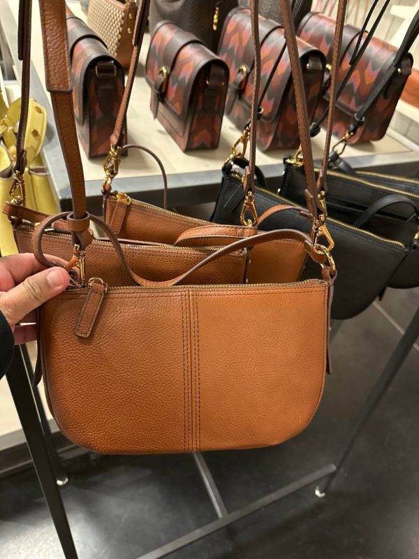 Fossil Jolie Leather Small Crossbody - Preorder