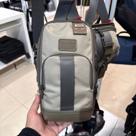 Tumi Fremont Fife Slim Sling Bag Tonal Sand - Preorder