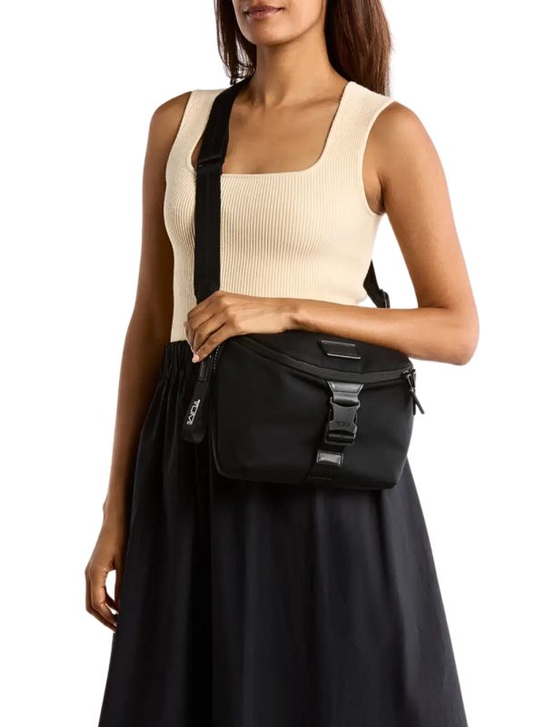 Tumi Tahoe Dunlap Crossbody Black - Preorder