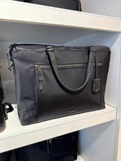 TUMI Pisa Brief T522 - Preorder