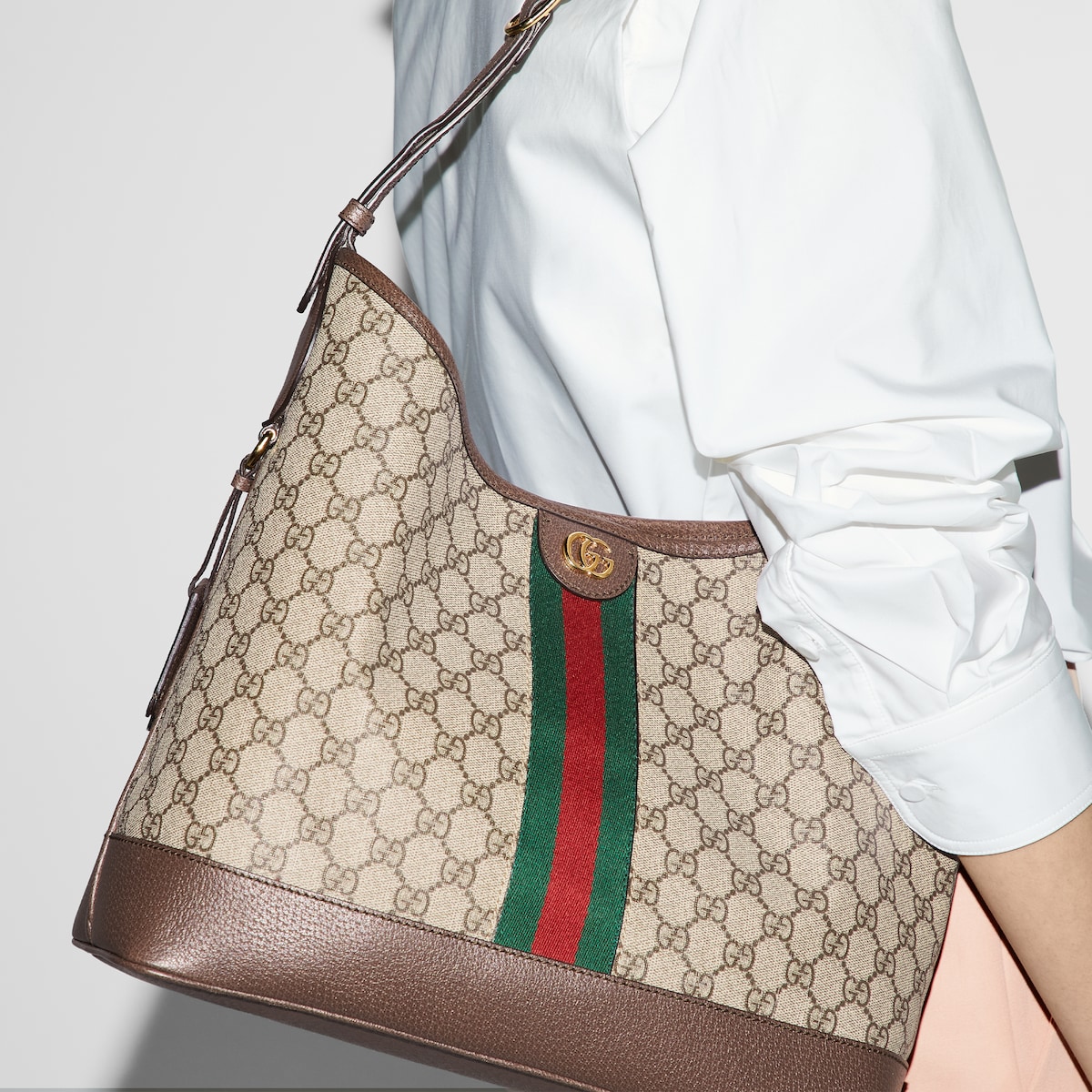 Gucci Ophidia GG medium shoulder bag beige ebony Supreme canvas web stripe 2024