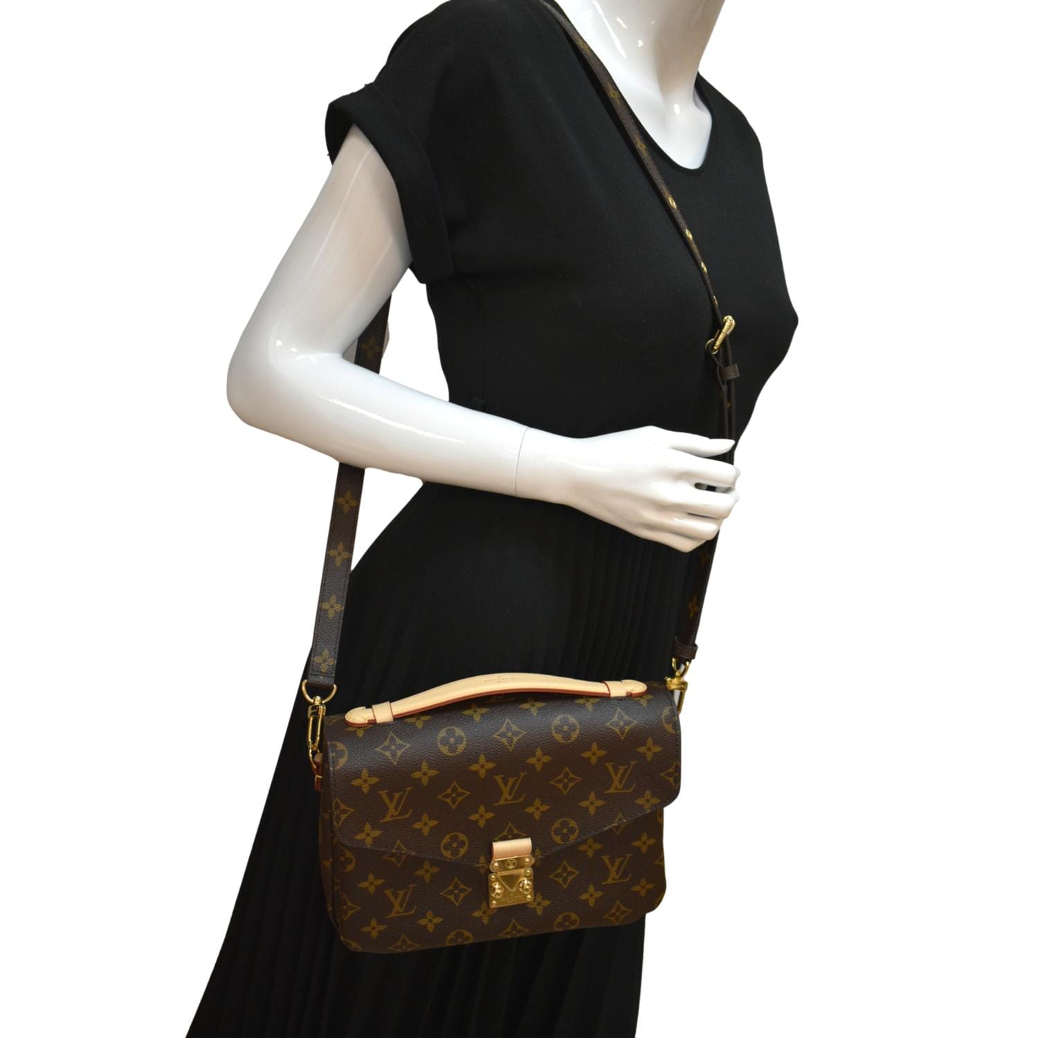 Louis Vuitton Pochette Metis monogram canvas crossbody bag brown tan 2024