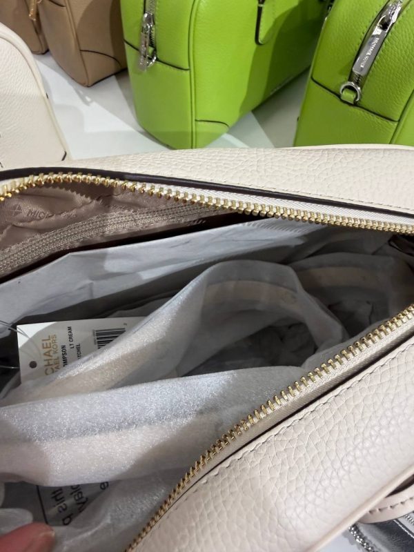 Michael Kors Thompson Medium Duffle Satchel - Preorder