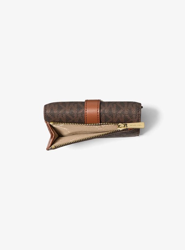 Michael Kors Greenwich Medium Signature Logo Trifold Wallet Brown detail