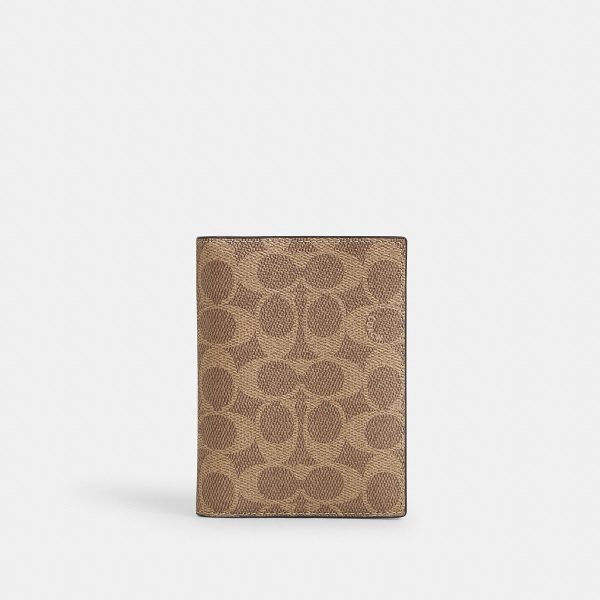 Coach Passport Card Case In Signature Canvas - Preorder