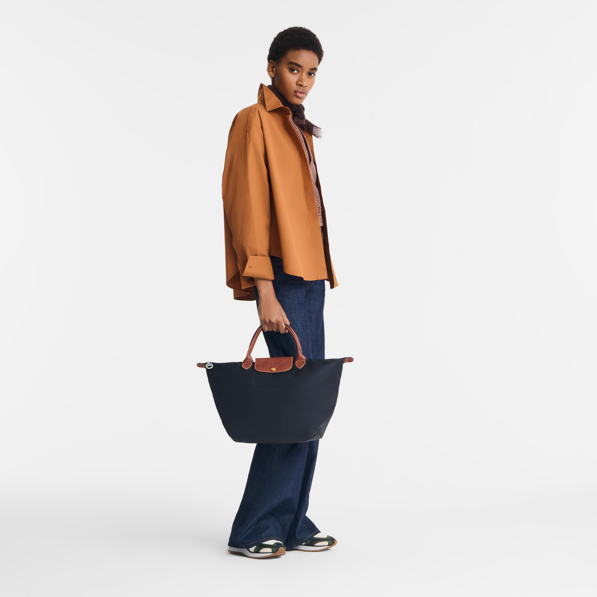 how to clean nylon designer bags Longchamp Le Pliage Original M L1623089P68 specific color