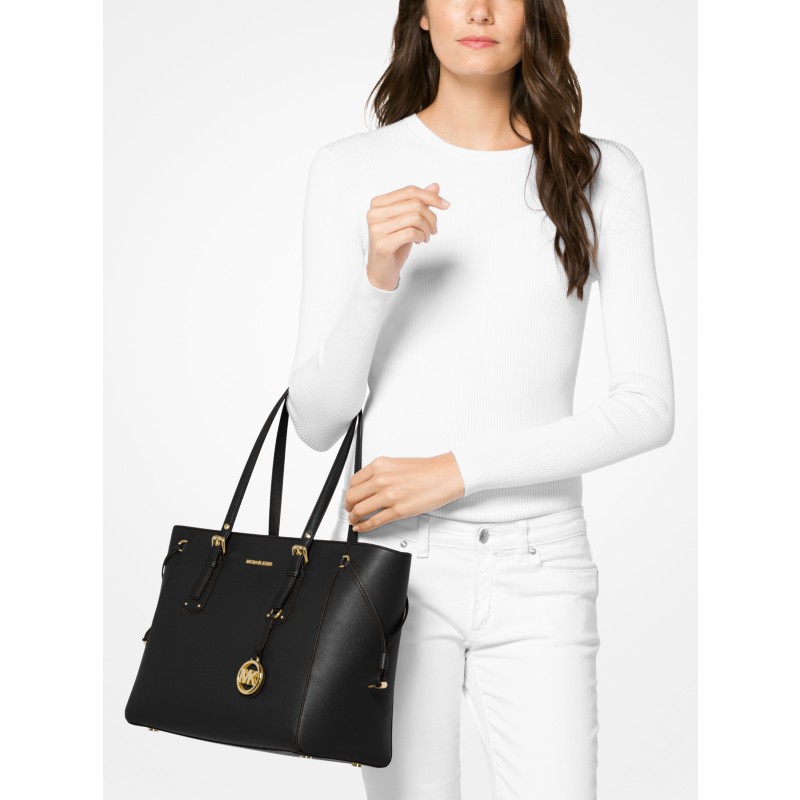 Michael Kors Voyager Medium Tote black leather 2025