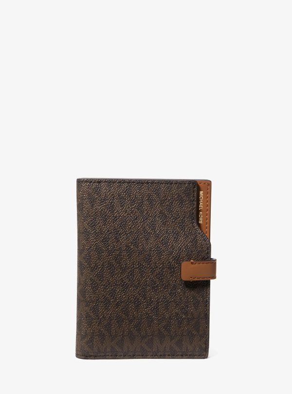 Michael Kors Jet Set Signature Logo Passport Wallet