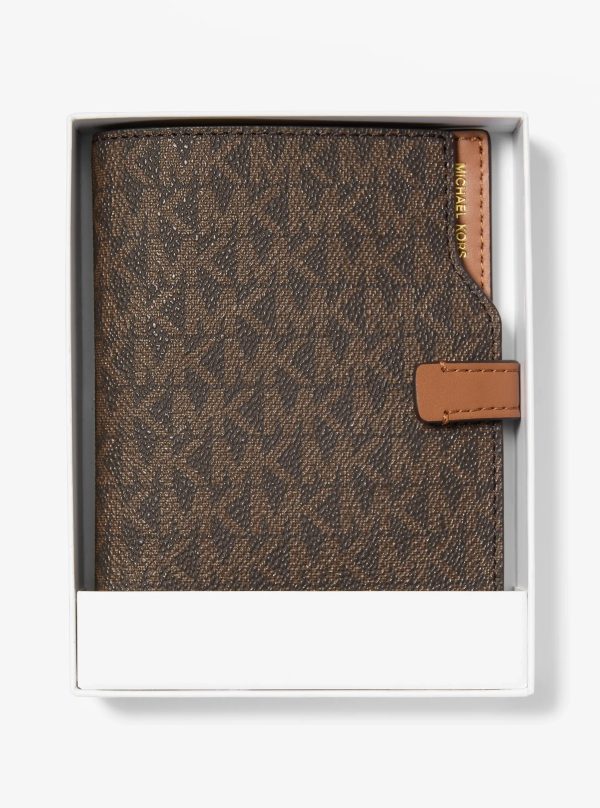 Michael Kors Jet Set Signature Logo Passport Wallet