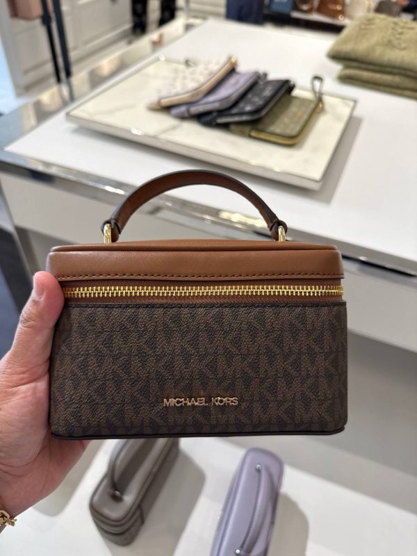 Michael Kors Vivi Small Signature Logo Vanity Crossbody Bag Brown - Preorder