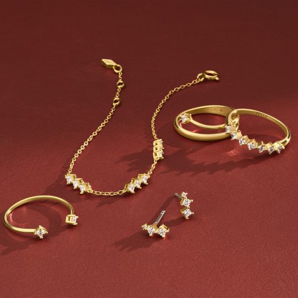 Fossil Hazel Classic Glitz Gold-Tone Brass Stud Earrings - Preorder
