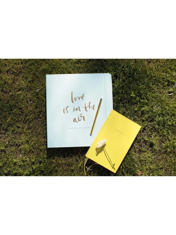 Kate Spade Bridal Planner