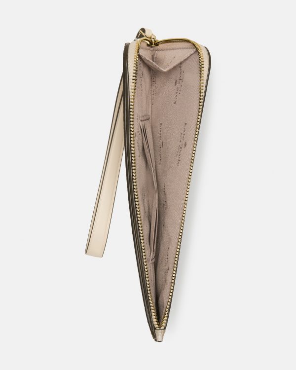 Kate Spade Lucy Spade Flower Wristlet