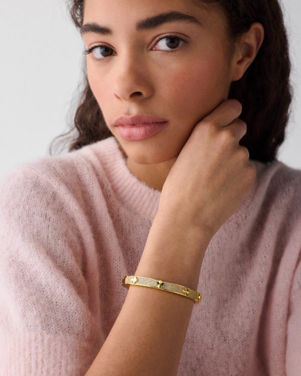 Kate Spade Spade Flower pave hinge bangle