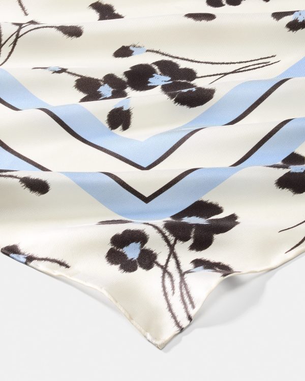Kate Spade Callia Lily Silk Square