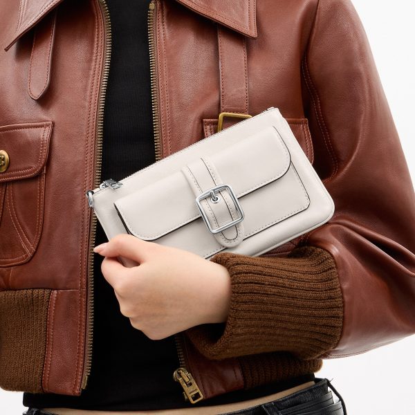 Coach Outlet Ashton Wristlet - Preorder