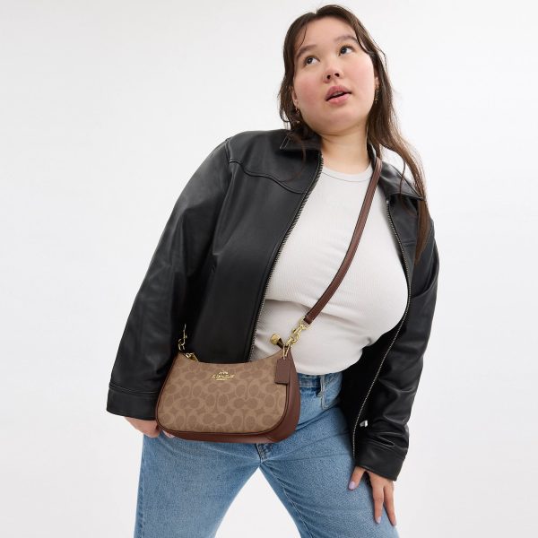 Coach Outlet Teri Shoulder Bag In Signature Canvas - Preorder