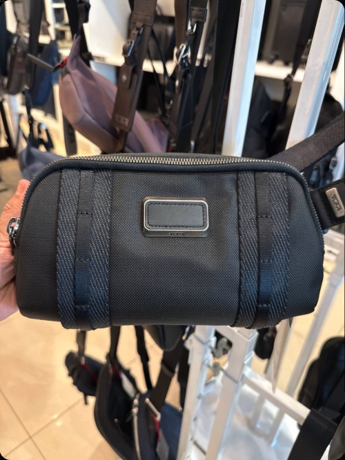 TUMI Small Belt Bag Black - Ready Stock US