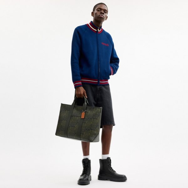 Coach Outlet Grayson Tote Bag In Signature Camo Print - Preorder