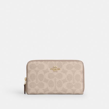 Coach Outlet Medium ID Zip Wallet In Signature Canvas - Preorder