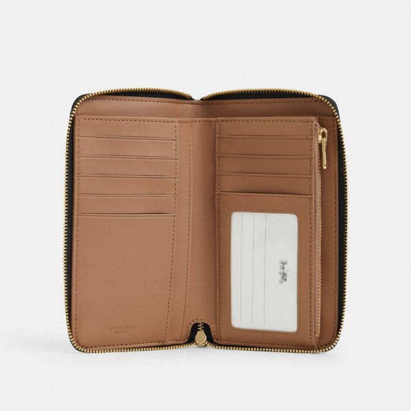 Coach Outlet Medium ID Zip Wallet In Signature Canvas - Preorder