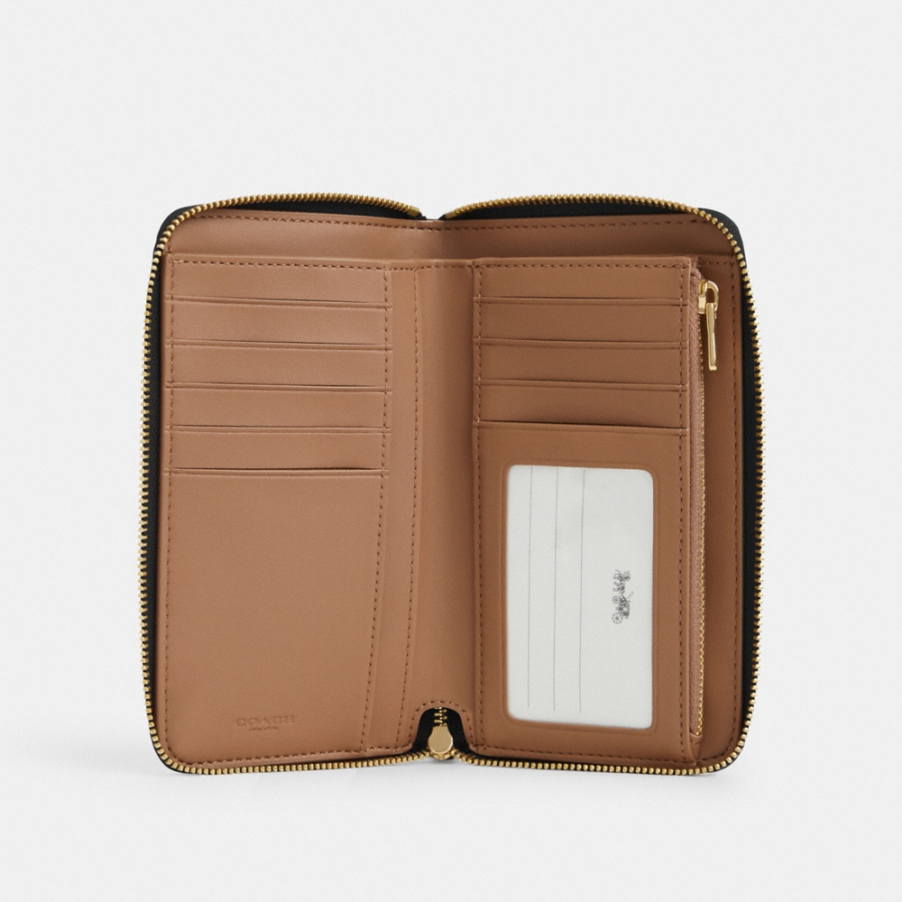 Coach Outlet Medium ID Zip Wallet In Signature Canvas - Preorder