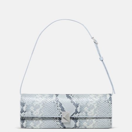 Pale Sapphirine