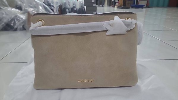 Michael Kors Christina Medium Suede Messenger Bag Camel - Ready Stock USA
