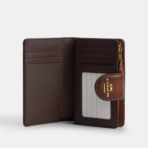 Coach Outlet Medium Corner Zip Wallet - Preorder