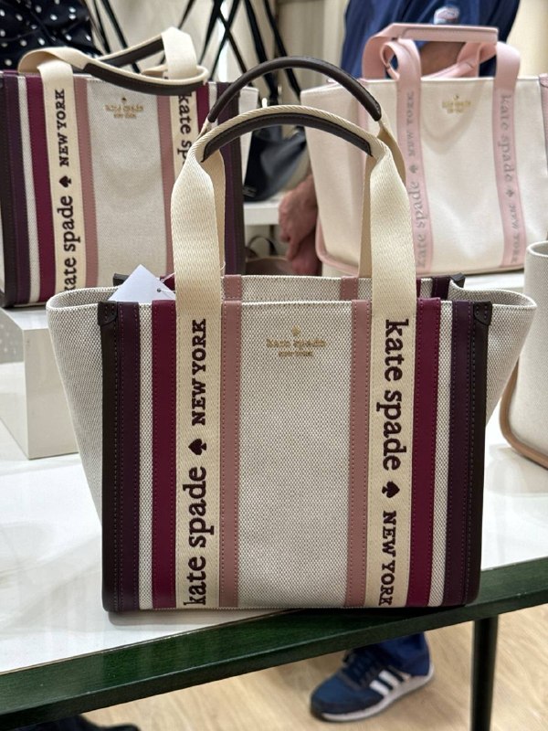 Kate Spade Kip Stripe Small Tote - Preorder — Deep Cherr (961)