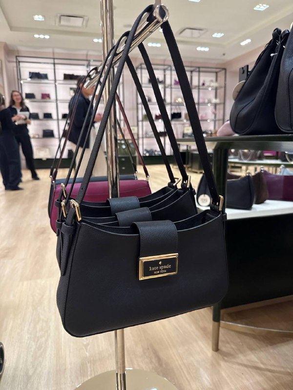 Kate Spade Reegan Small Shoulder Bag - Preorder — Black (001)