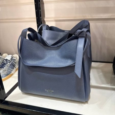 Cinder Grey (022)