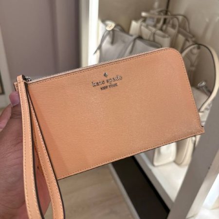 Kate Spade Lucy Wristlet - Preorder — Citrus Glaze (800)