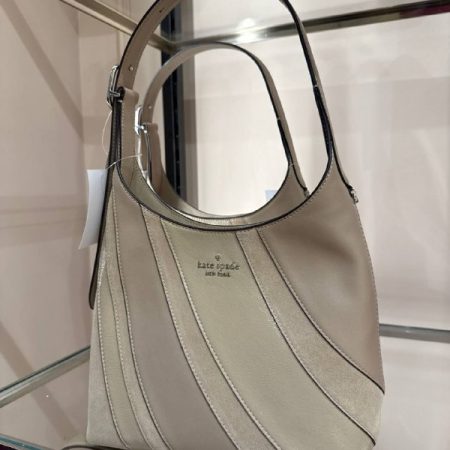 Timeless Taupe (020)