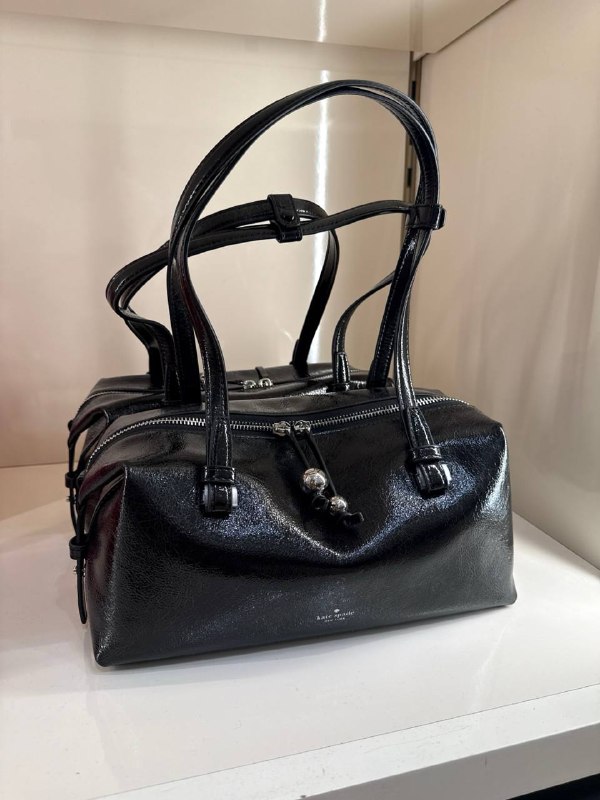 Kate Spade Billie Shiny Leather Shoulder Bag - Preorder — Black (001)