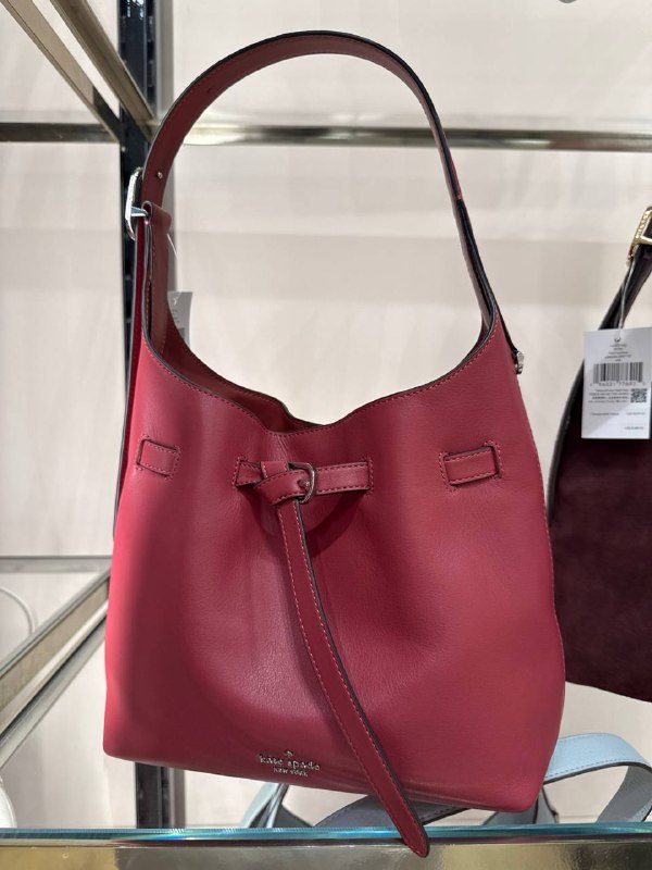 Kate Spade 454 Belted Small Leather Shoulder Bag - Preorder — Red Jasper (601)