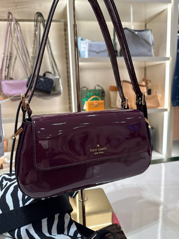 Kate Spade Gwen Patent Shoulder Bag - Preorder — Deep Cherry (600)