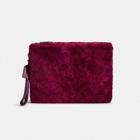 Coach Restored Charter Pouch In Signature Shearling - Preorder — Magenta
