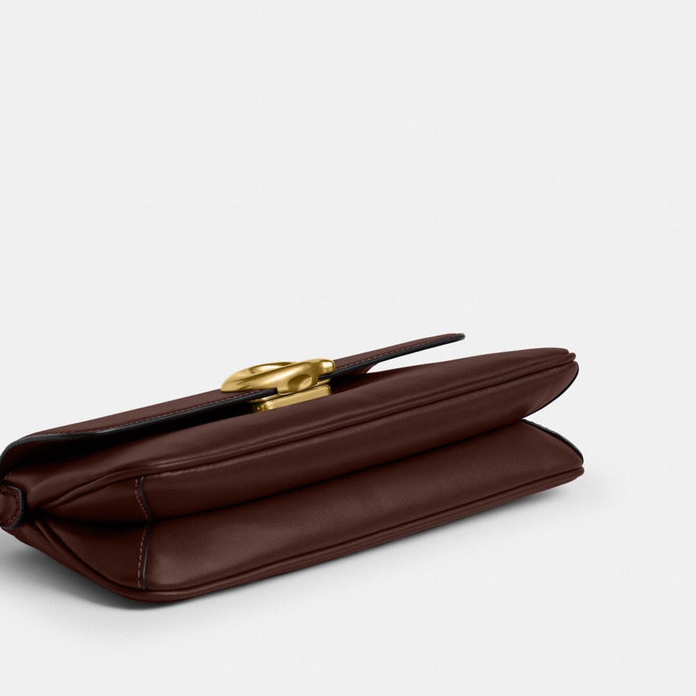 Coach Outlet Jet Shoulder Bag - Preorder