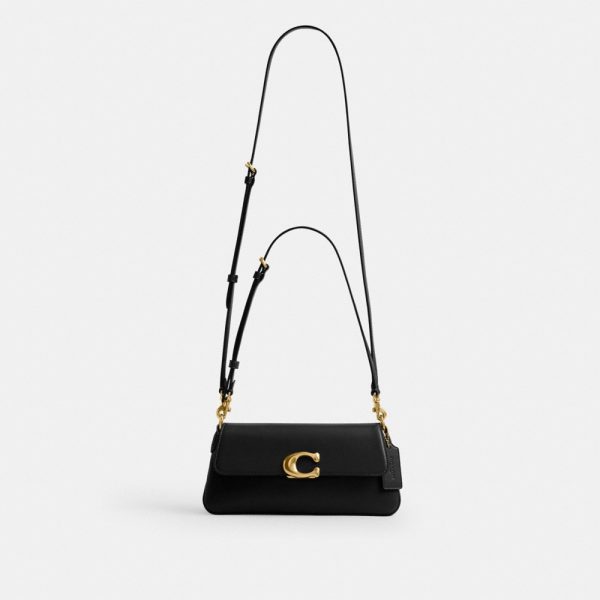 Coach Outlet Jet Shoulder Bag - Preorder