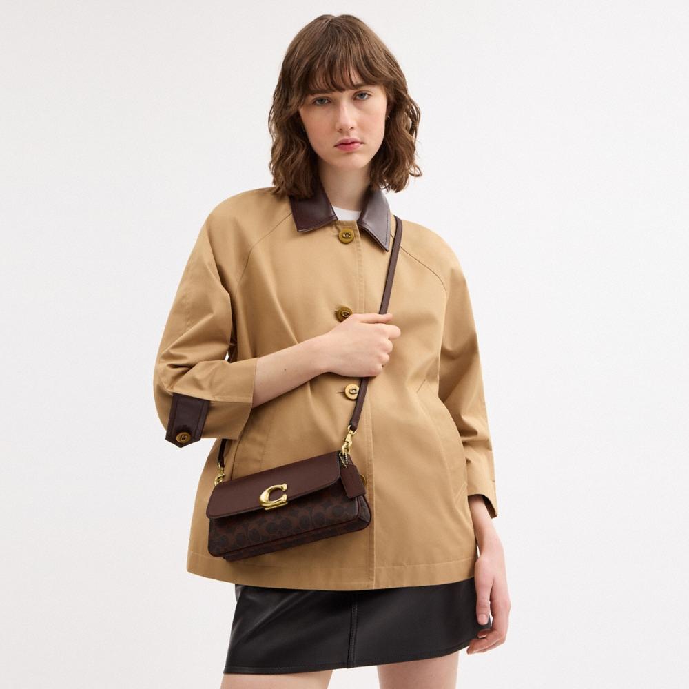 Coach Outlet Jet Shoulder Bag In Signature Canvas - Preorder