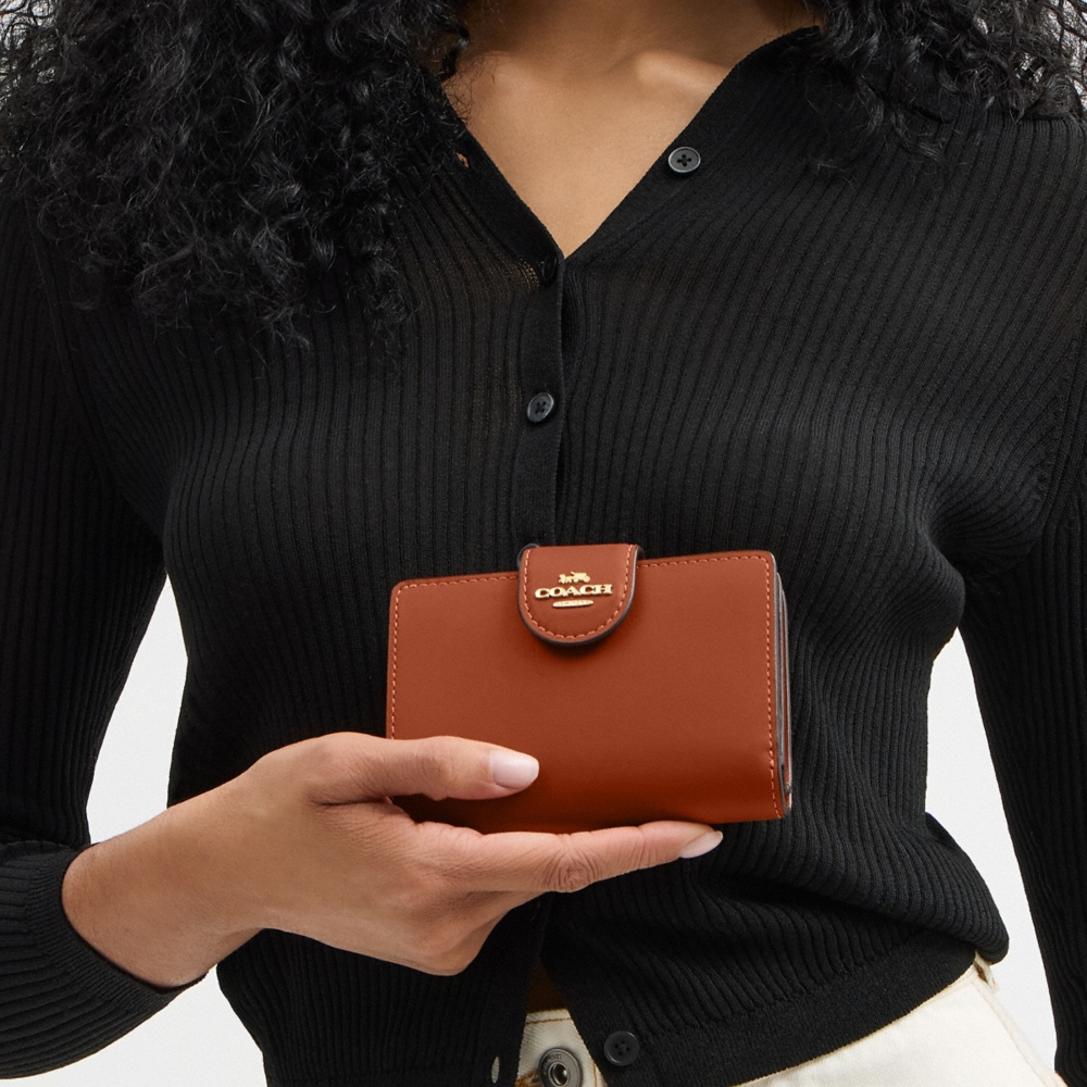 Coach Outlet Medium Corner Zip Wallet - Preorder