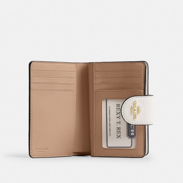 Coach Outlet Medium Corner Zip Wallet - Preorder
