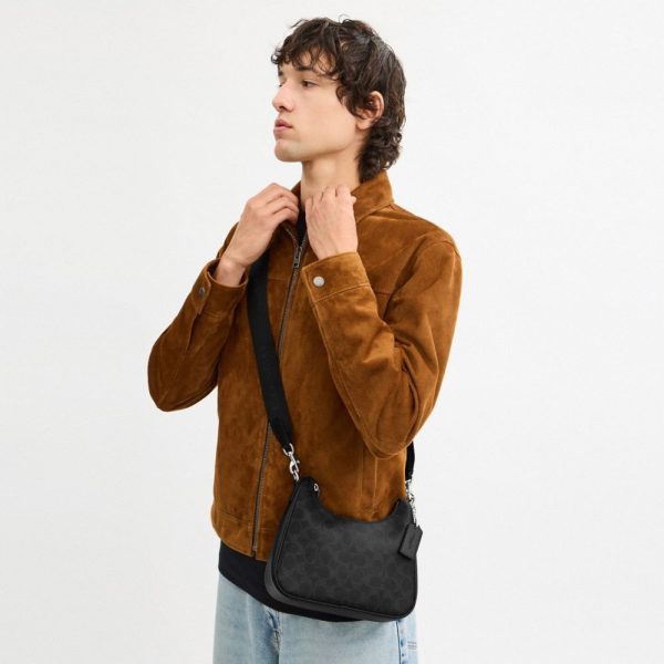 Coach Nolan Hobo Bag In Signature Canvas - Preorder